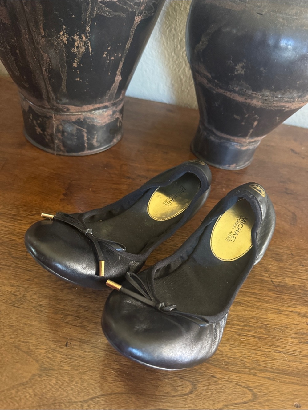 MICHAEL Michael Kors Black Leather Bow Ballet Flats